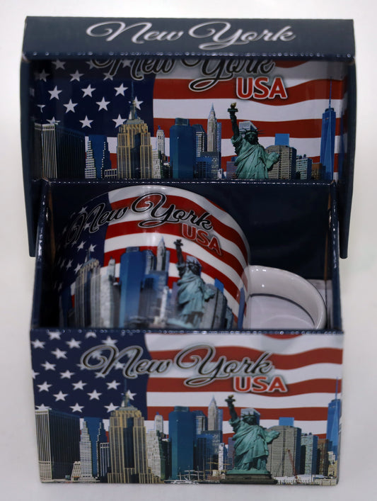 New York USA Flag and Skyline Boxed Coffee Mug 12 oz